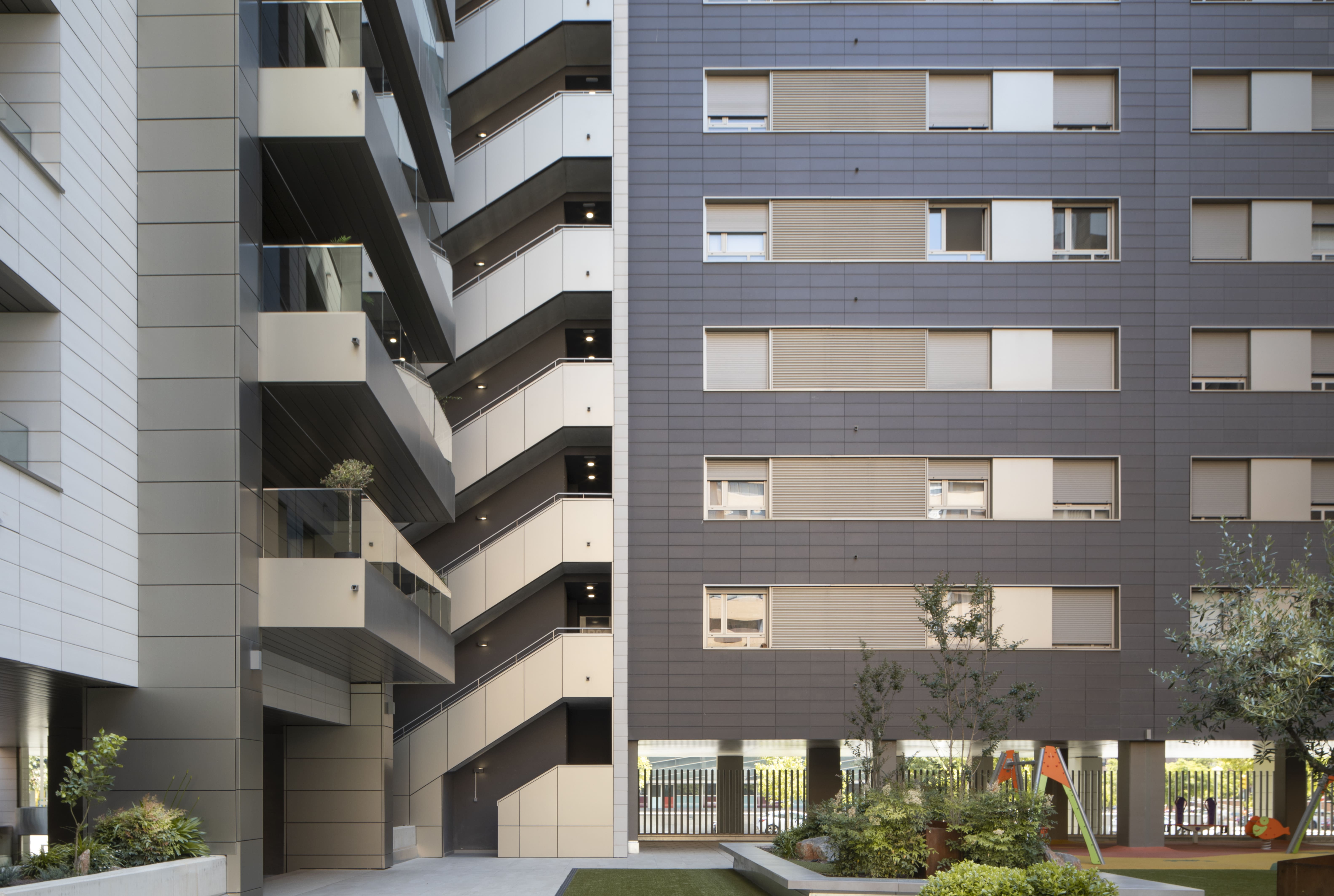 Conocer las diferencias entre SATE y fachada ventilada ayuda a decidir qué revestimiento de edificio es el más adecuado