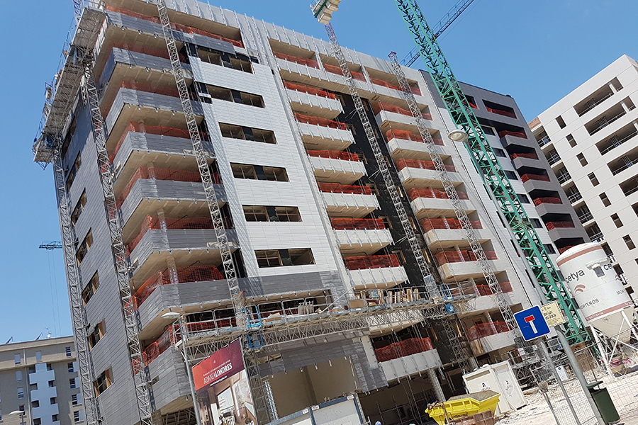 RESIDENCIAL CALLE LONDRES, NAVARRA, GA16 Basic blanco, gris Obra Nueva (17)
